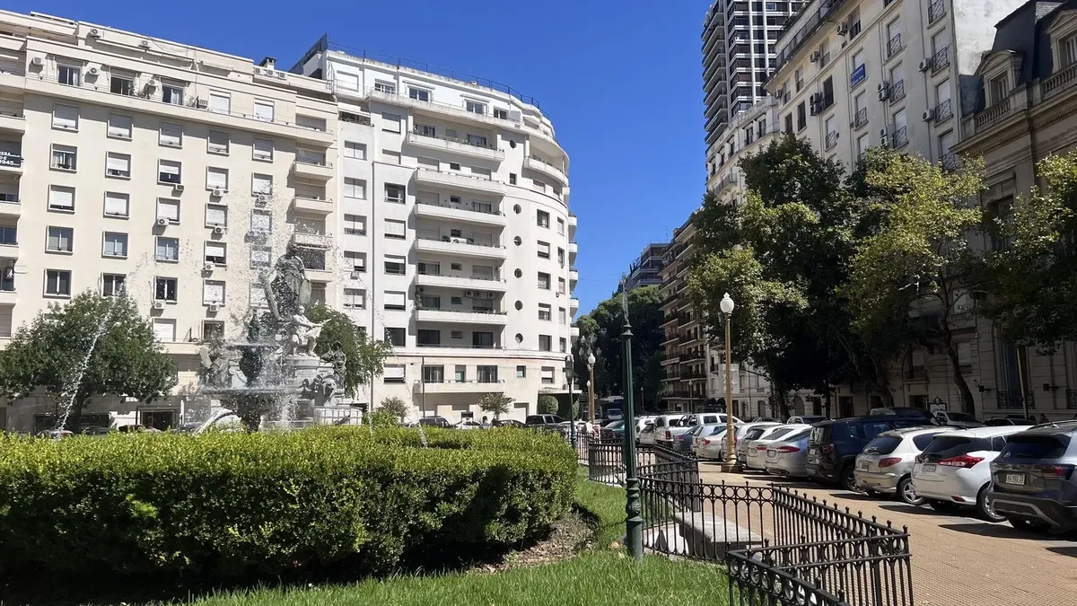 Departamento De Categoria Con 3 Dormitorios En Recoleta