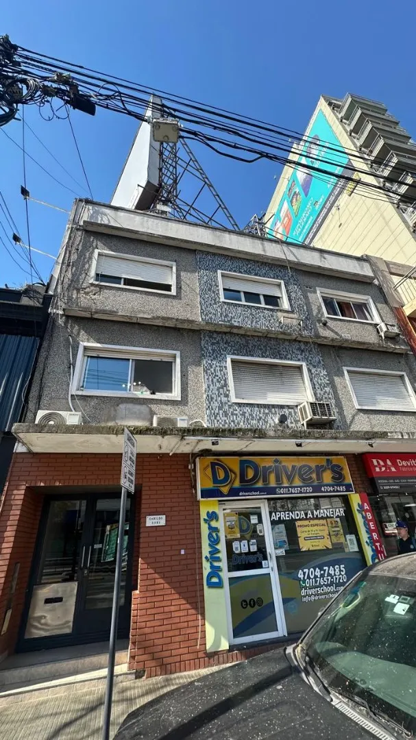 2 ambientes con gran patio