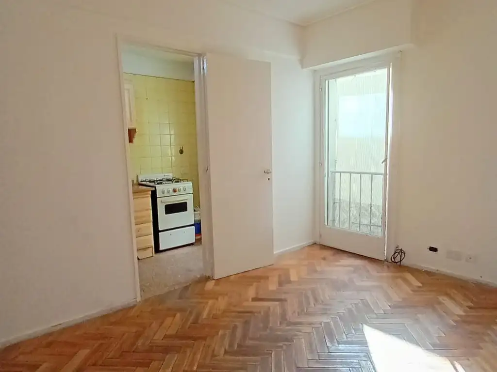 Departamento en Belgrano lateral