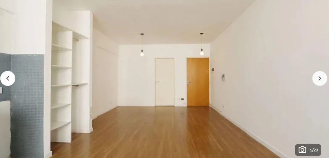 Monoambiente con balcón
