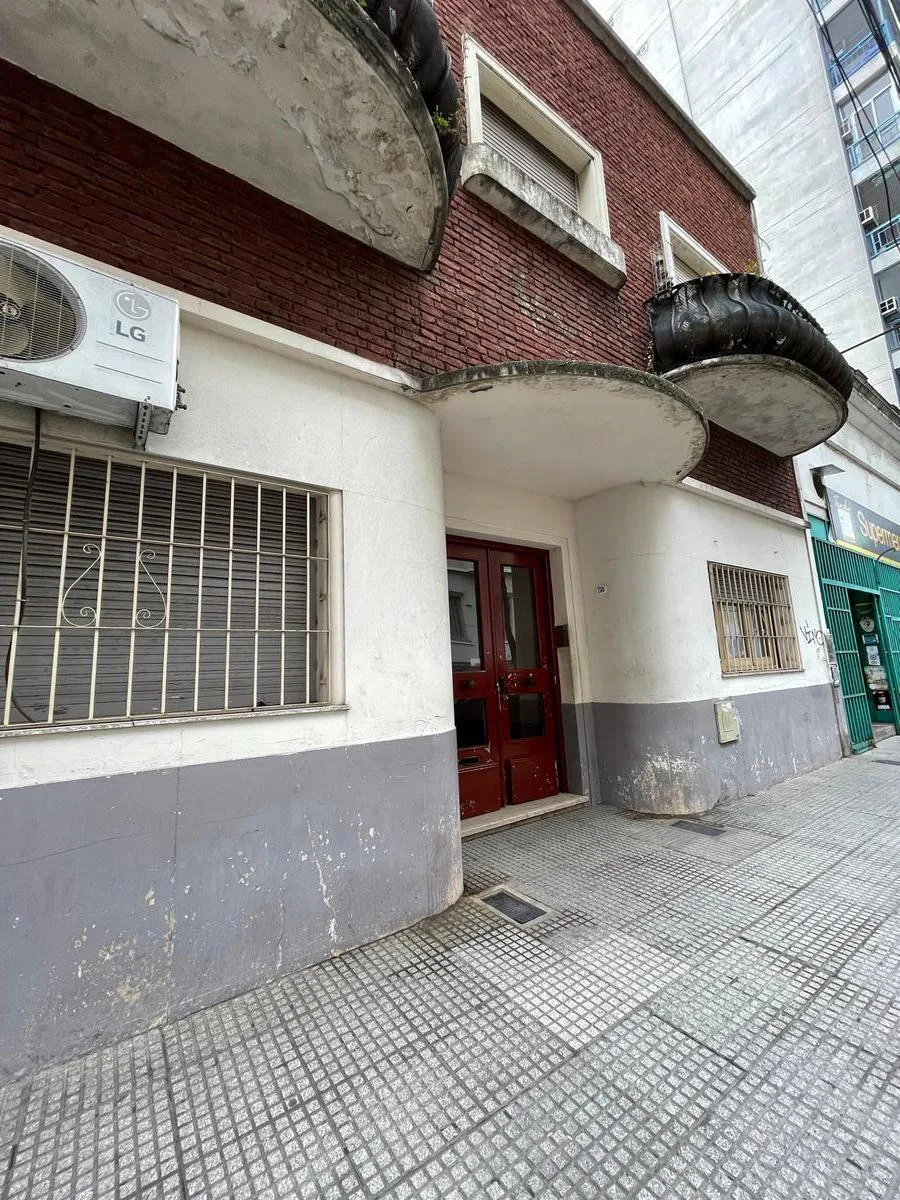 Departamento con patio en PB