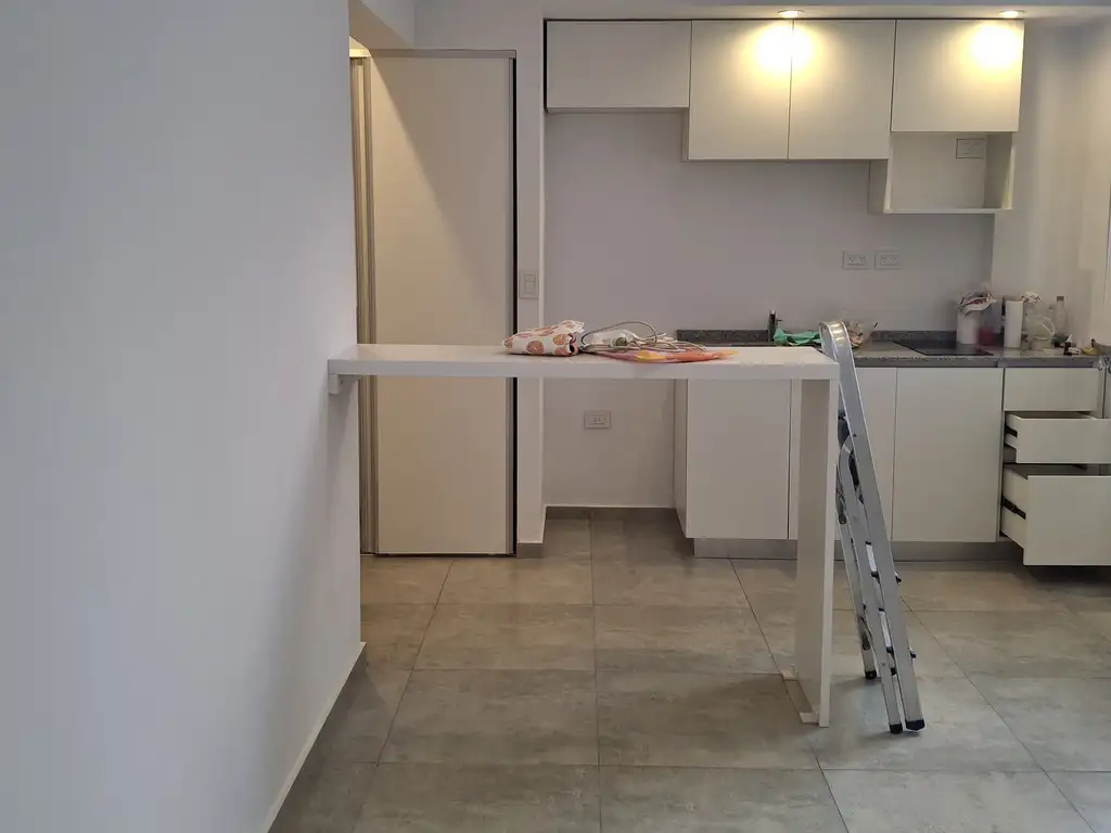 Monoambiente a estrenar con pileta
