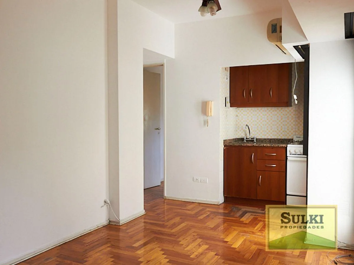 Rear-facing 31 m² apartment