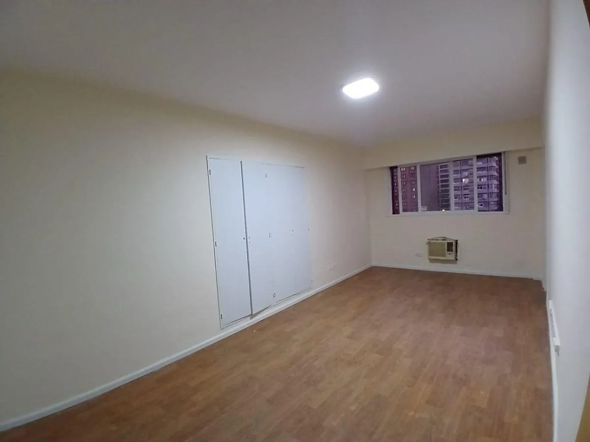 Studio lateral de 25 m²
