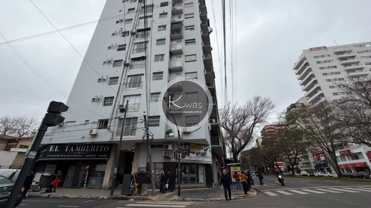 Departamento 2 ambientes con balcón