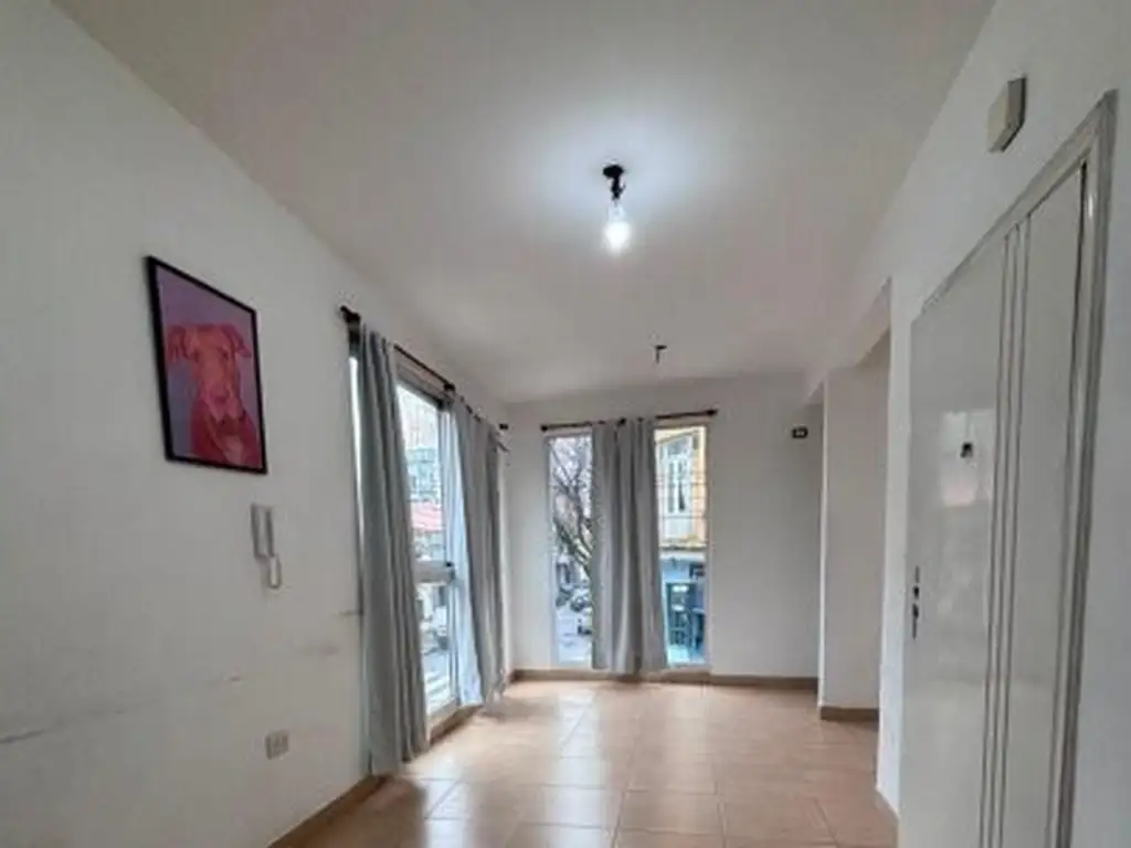 Departamento 2 ambientes al frente