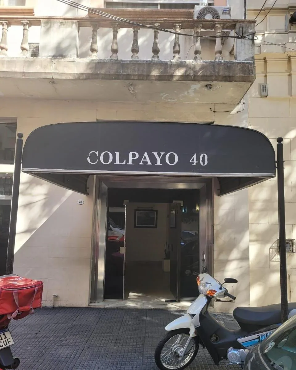 Monoambiente al frente en Caballito