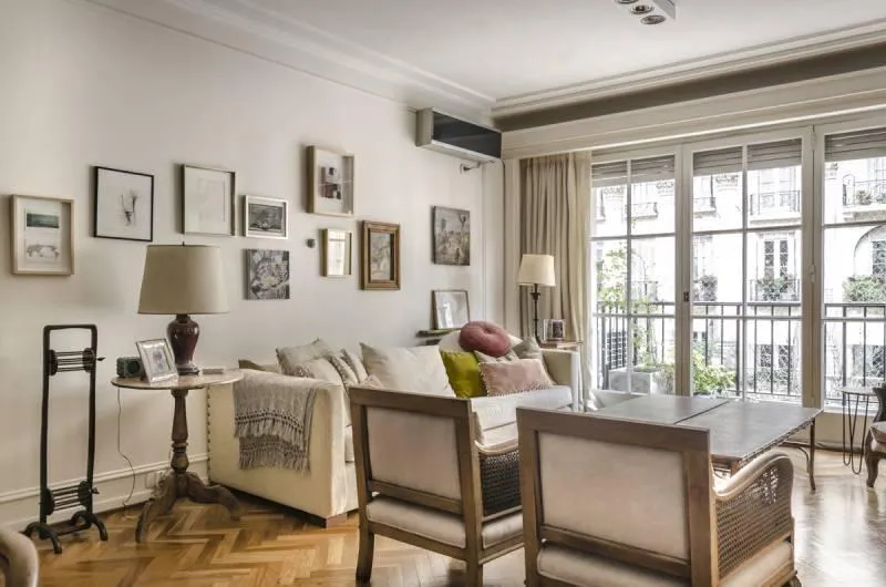 Departamento con balcón y vista