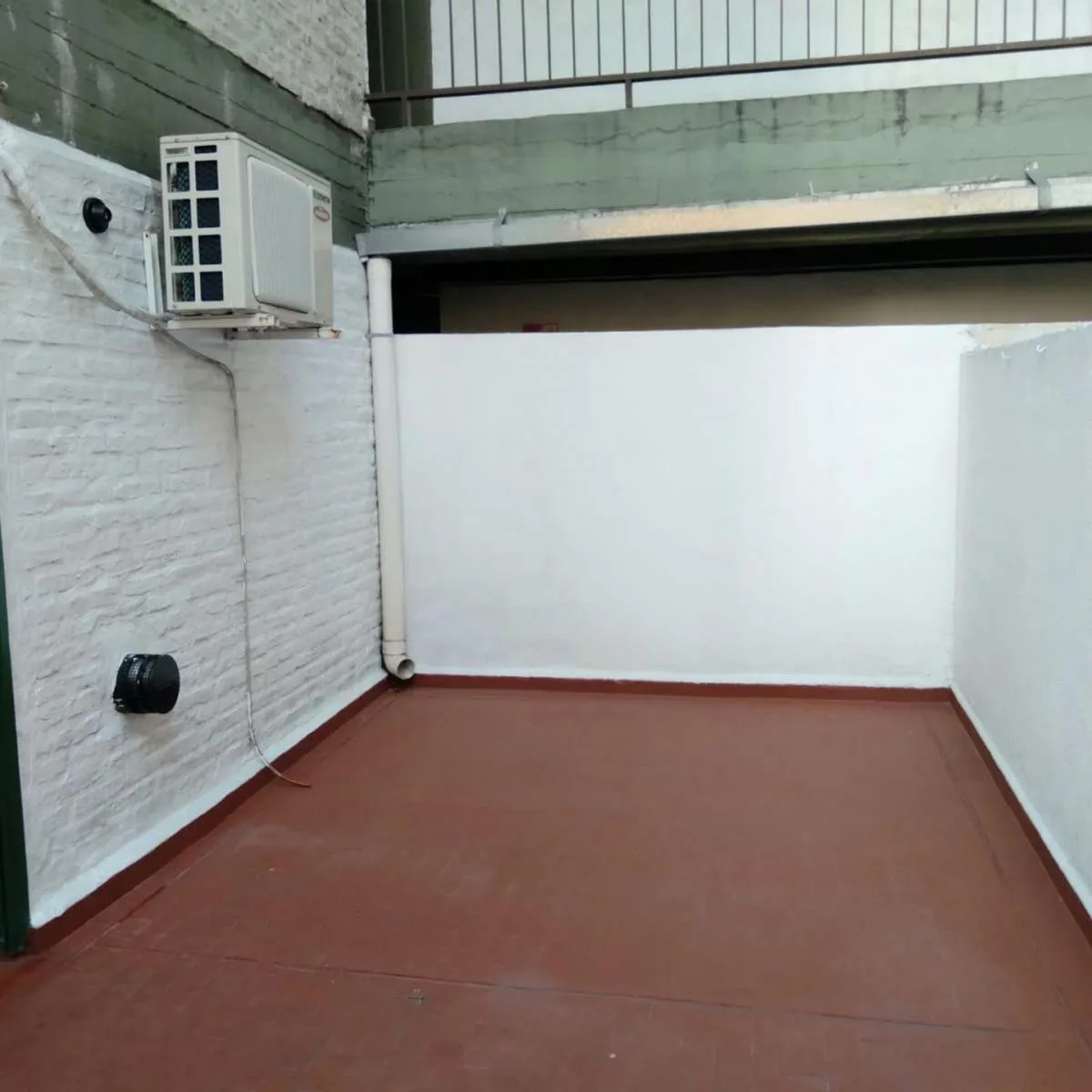 Monoambiente con patio en Almagro