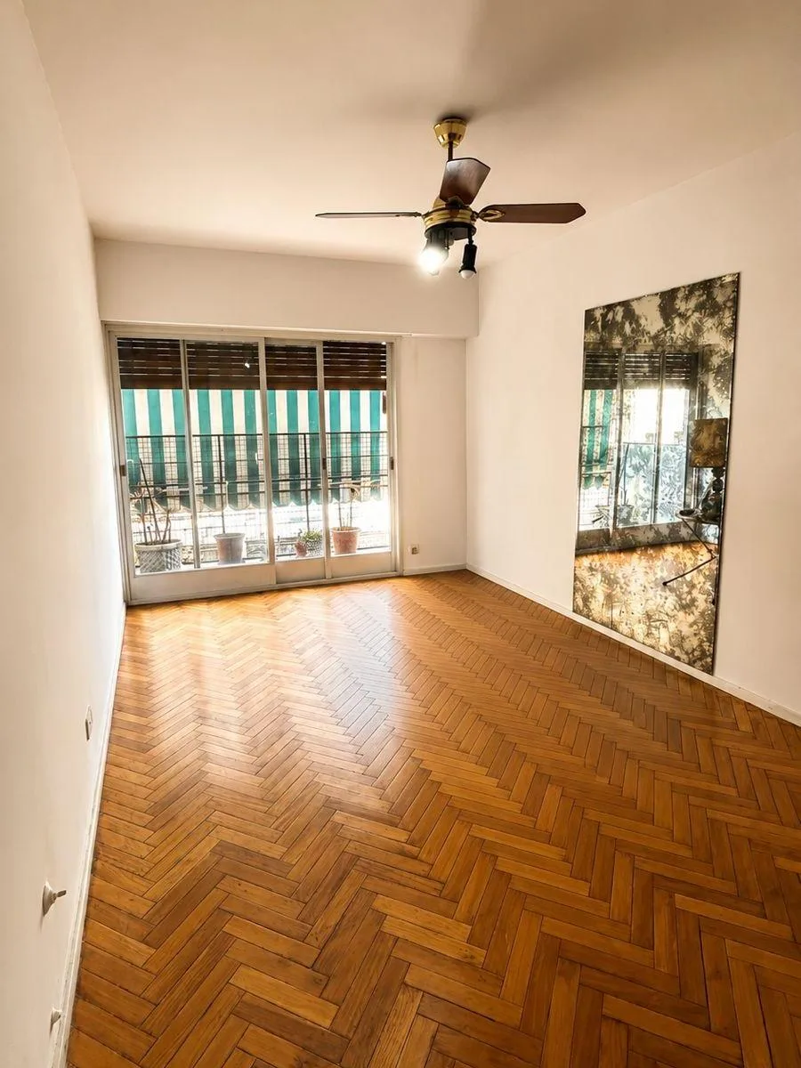 Departamento 3 dormitorios con balcón