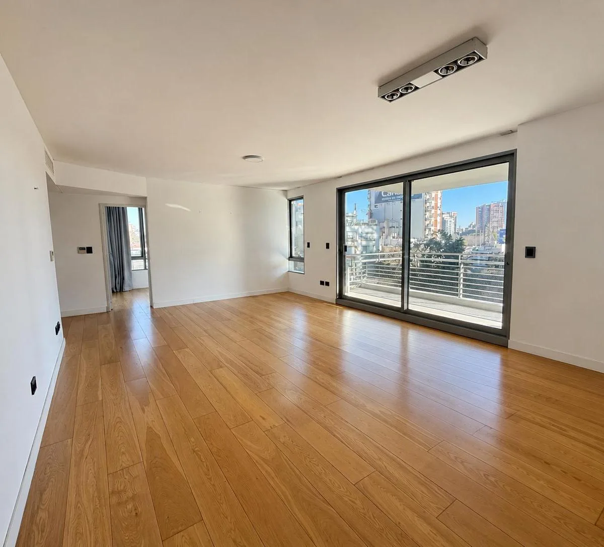 3 ambientes con balcón terraza
