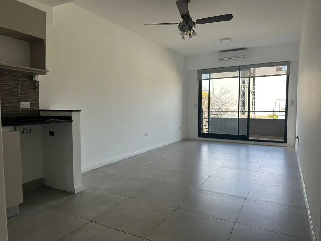 1 bedroom with balcony, Villa Ortúzar