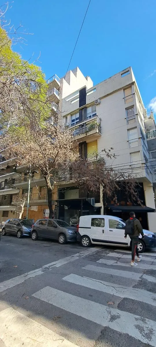 Monoambiente divisible con balcón