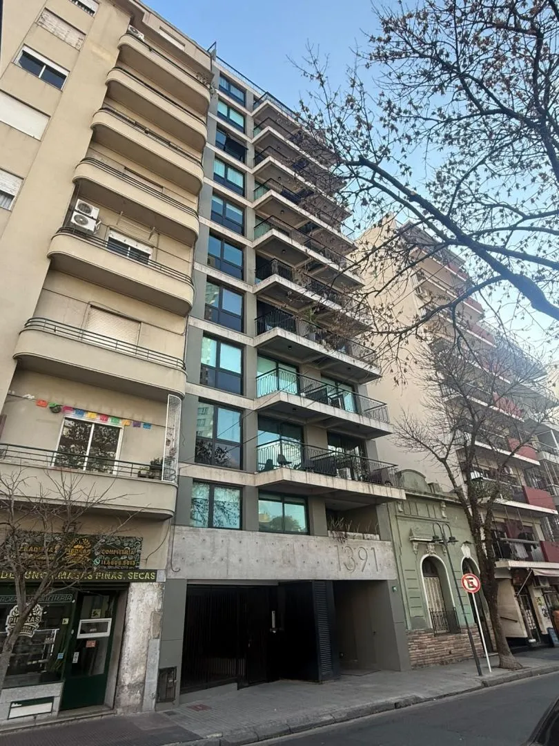 San Telmo studio with balcony