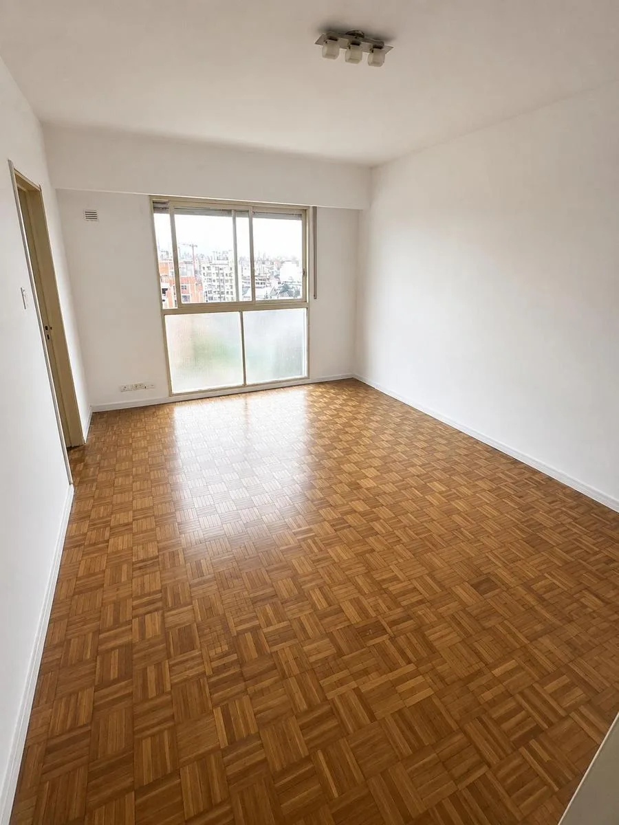 Monoambiente con cocina separada
