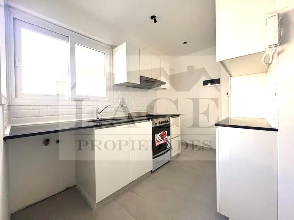 Студия 45 м² с балконом