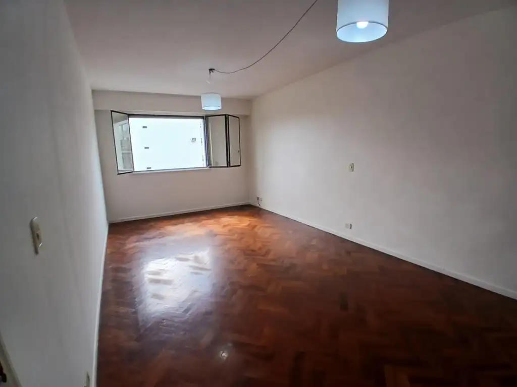Departamento en Colegiales con dependencia