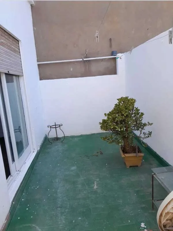 Departamento con balcón corrido