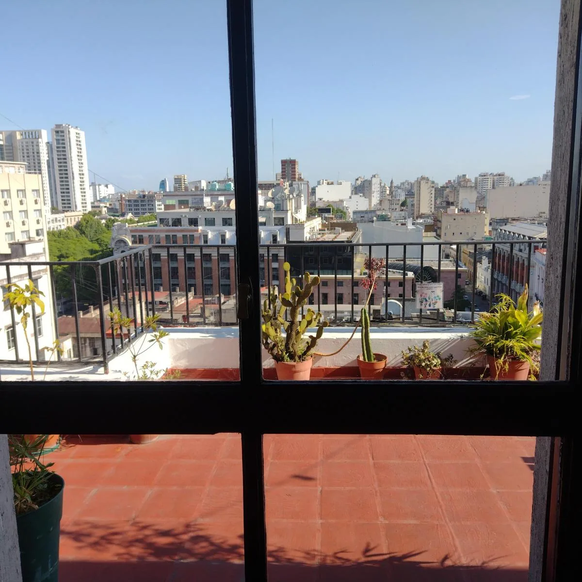 Monoambiente con Terraza Privada y Vista Panorámica – Monserrat