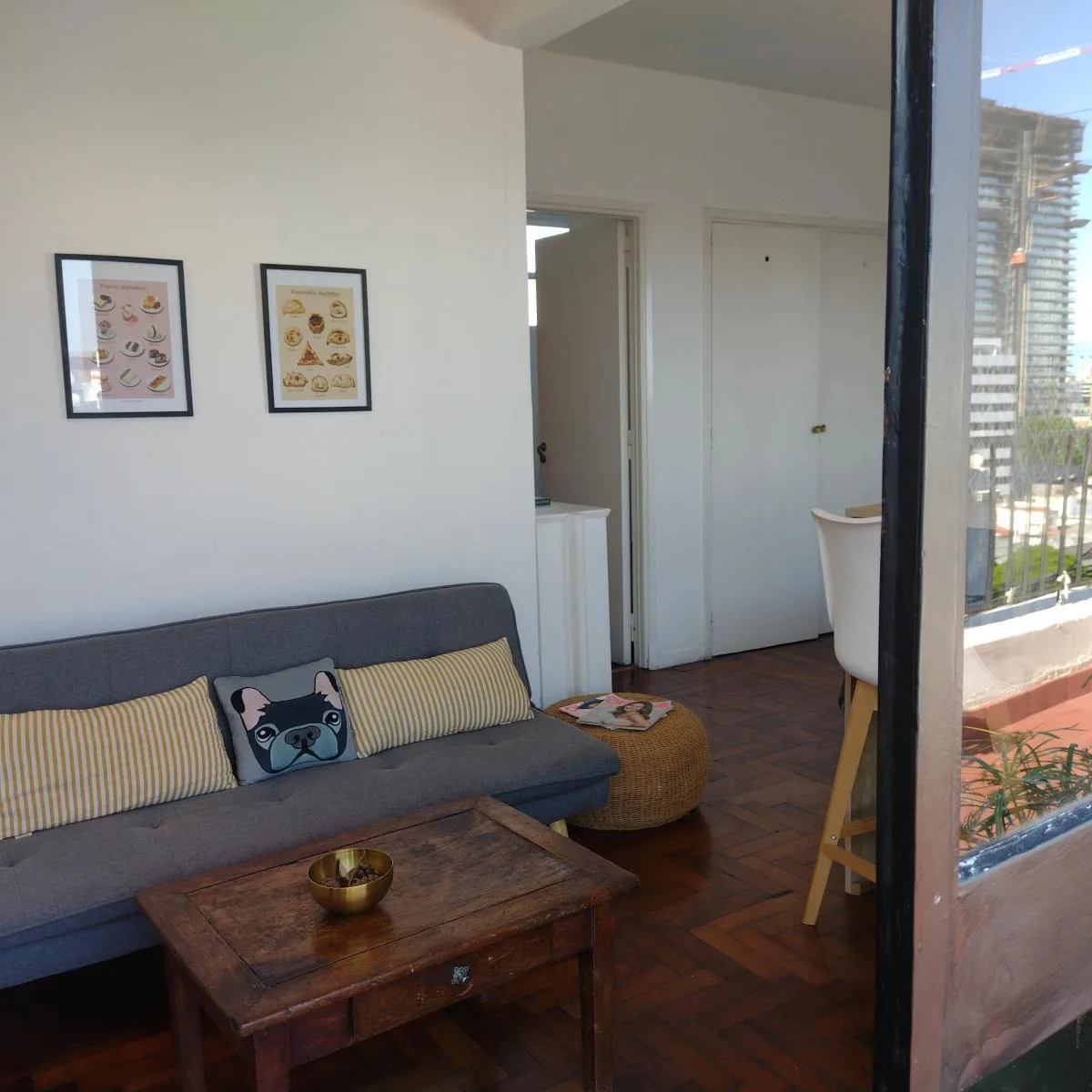 Studio with terrace and gym, Monserrat