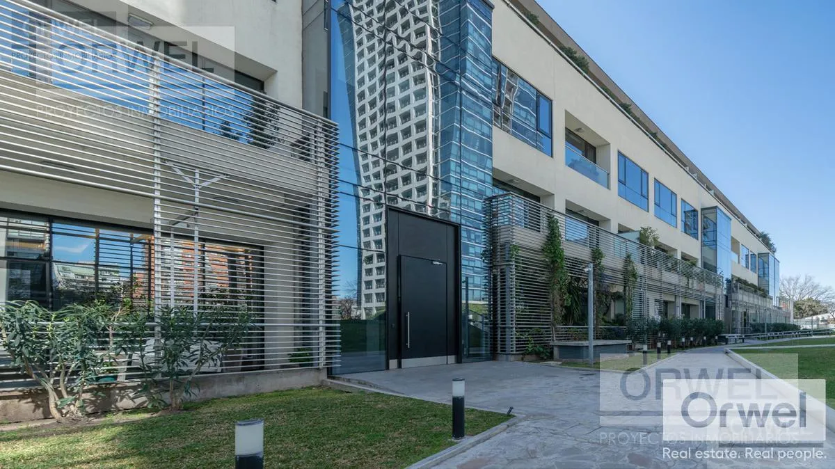 Triplex con 4 suites y terraza