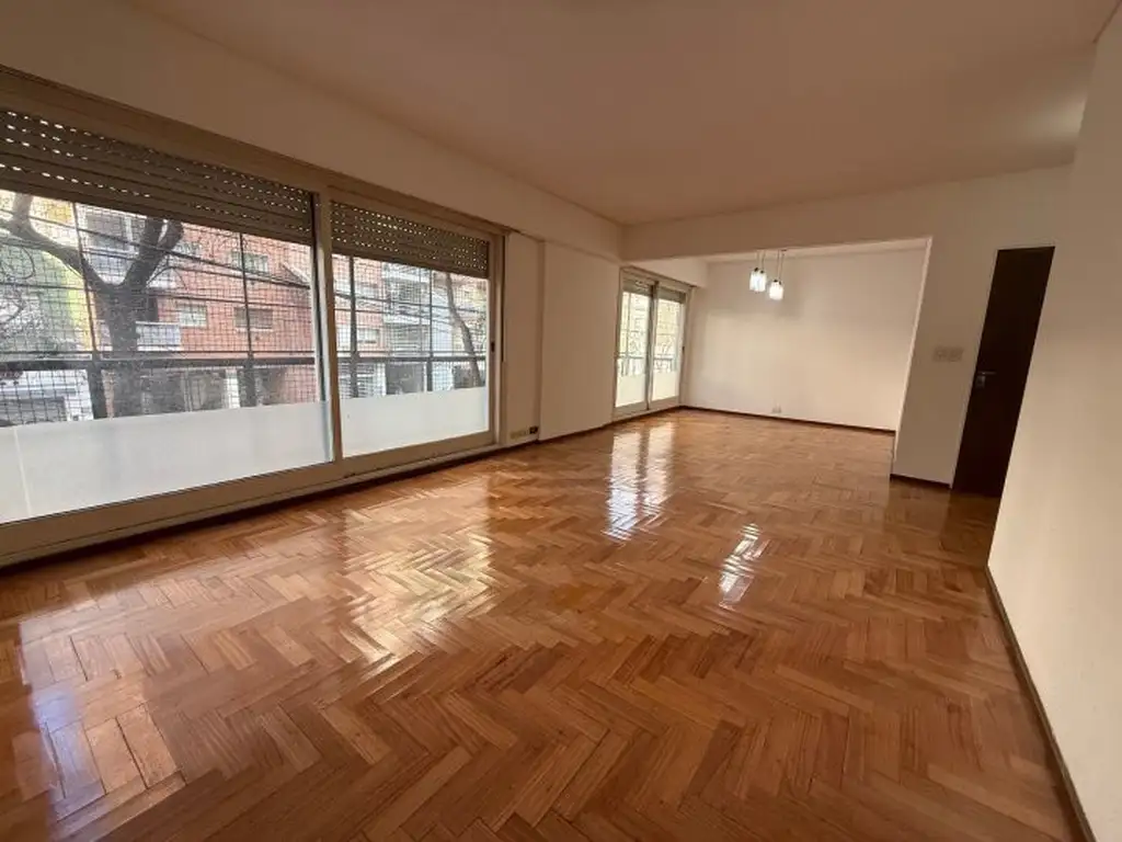 Semipiso con balcón corrido