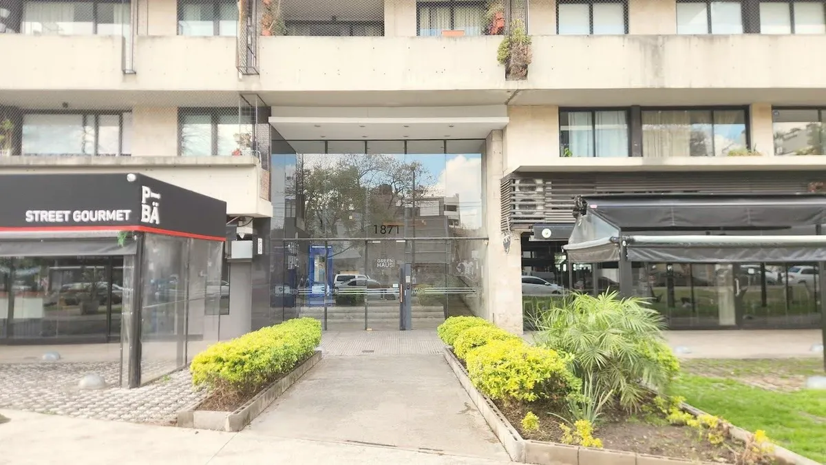 3er piso con balcón