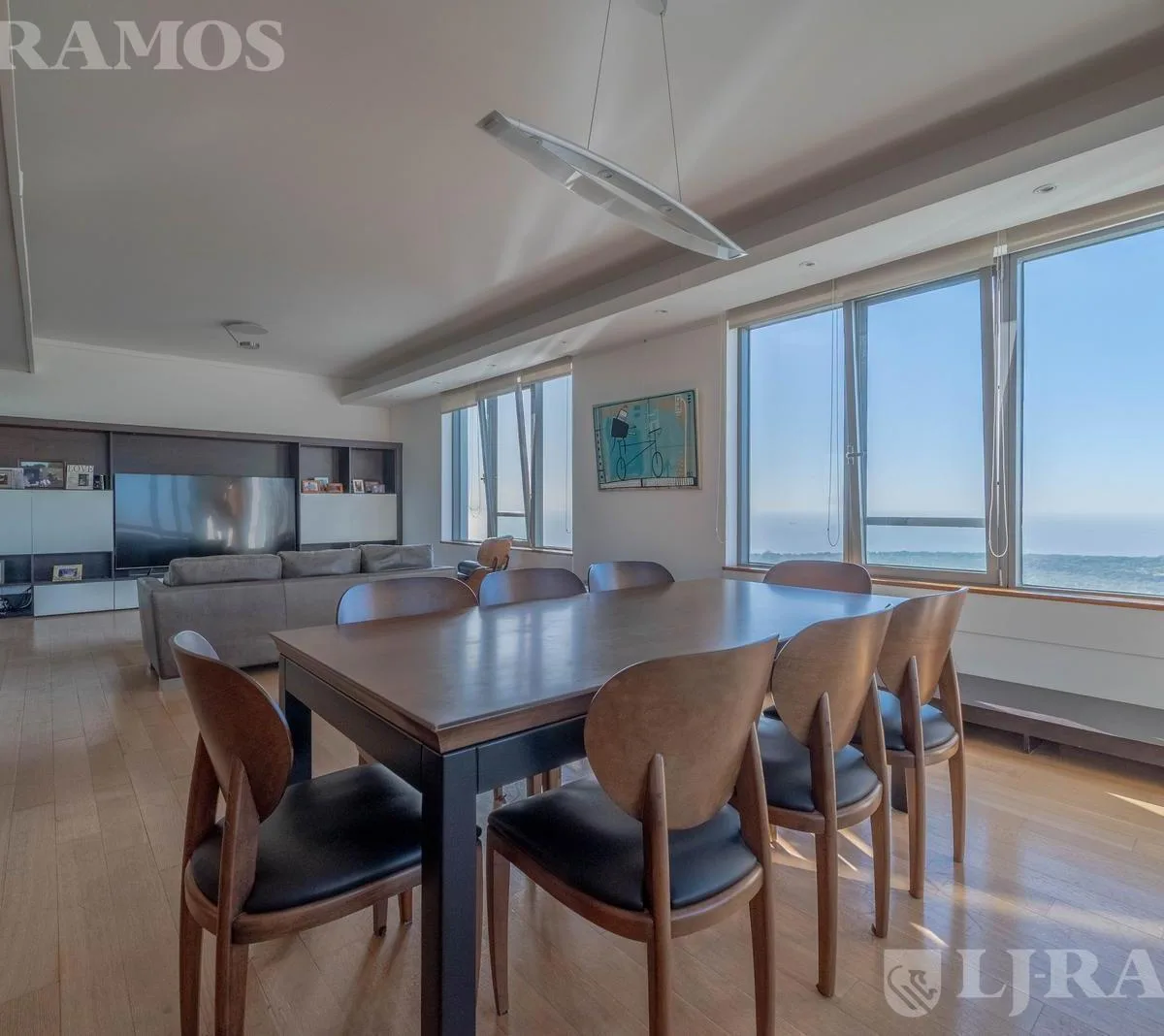 Semipiso amoblado con vista 360°