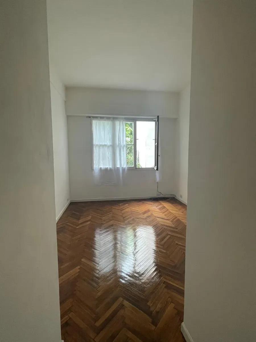 Departamento refaccionado con ascensor