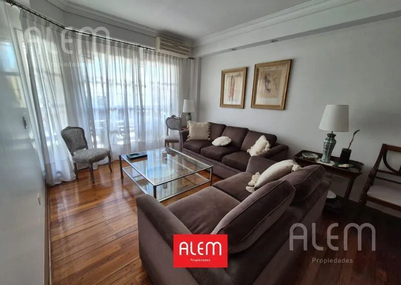 4 ambientes con cochera y balcón