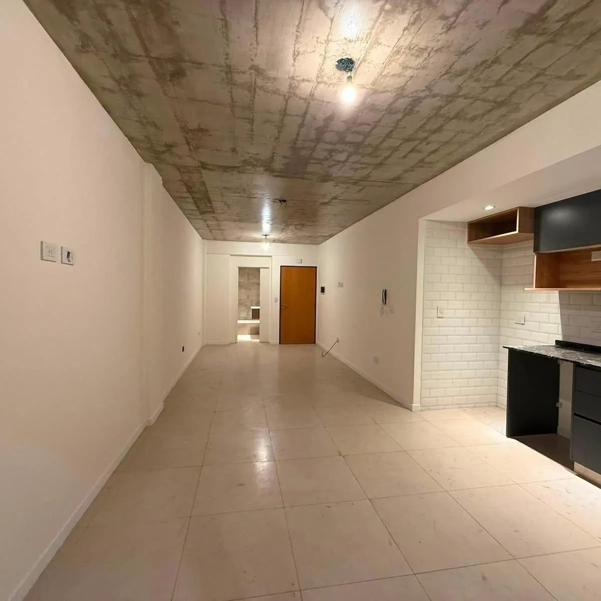 Monoambiente a estrenar con balcón