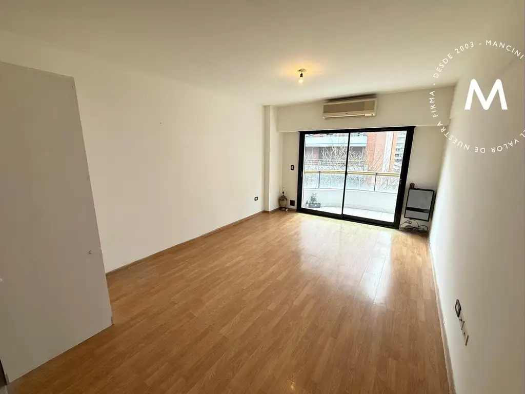 Villa Urquiza studio with balcony