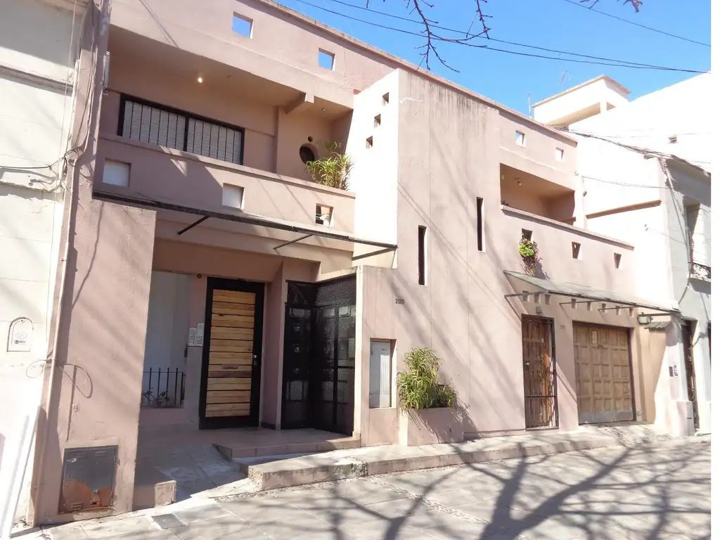 Departamento con patio en Villa Urquiza