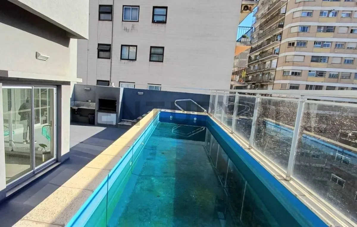Monoambiente 6° al frente con balcón