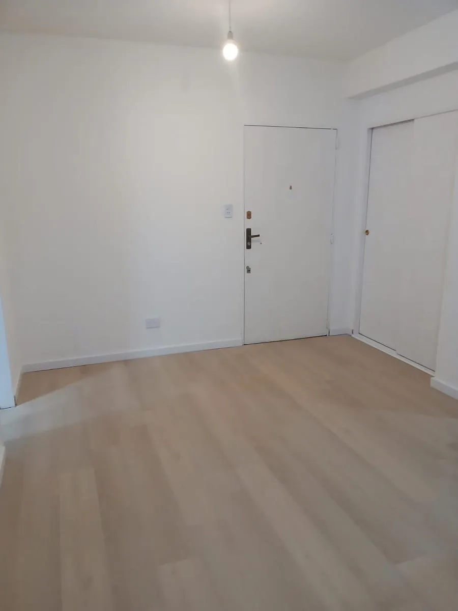 Departamento Monoambienete Con Cocina Independiente