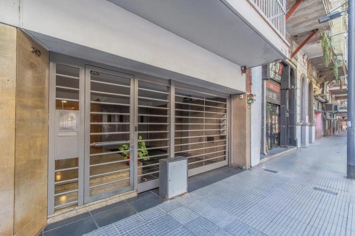 Dueño Directo Alquila 2 Ambientes Con Patio Terraza (zona Hospital Italiano) Almagro