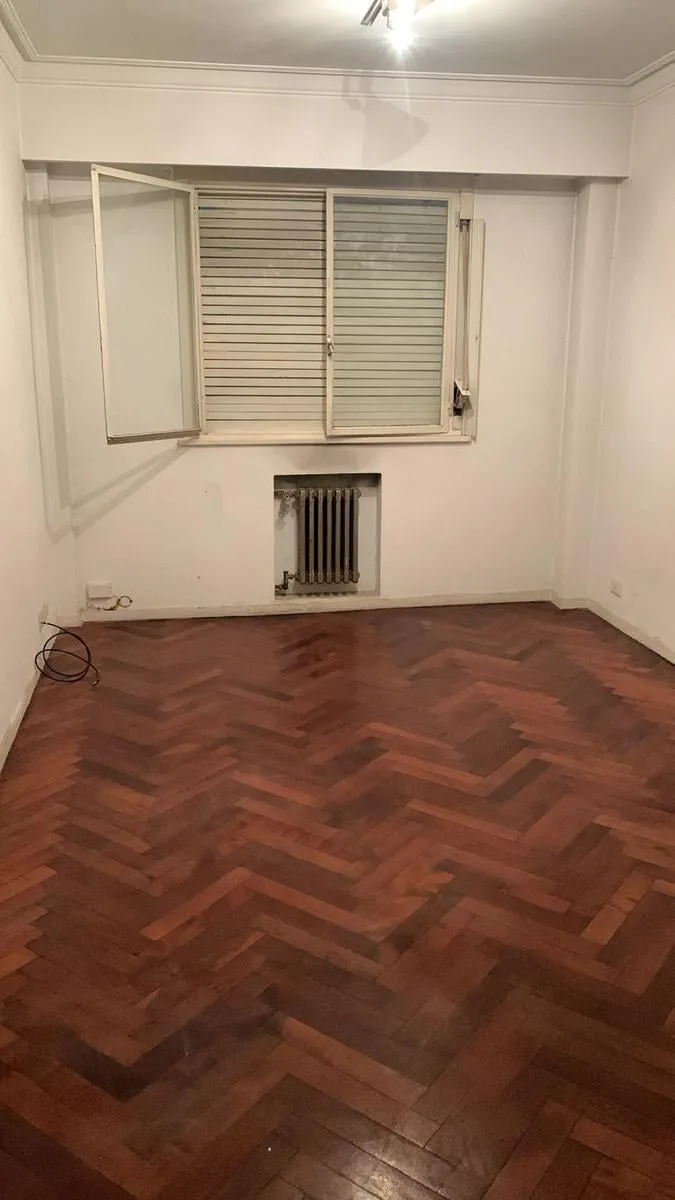 Departamento interno en Retiro