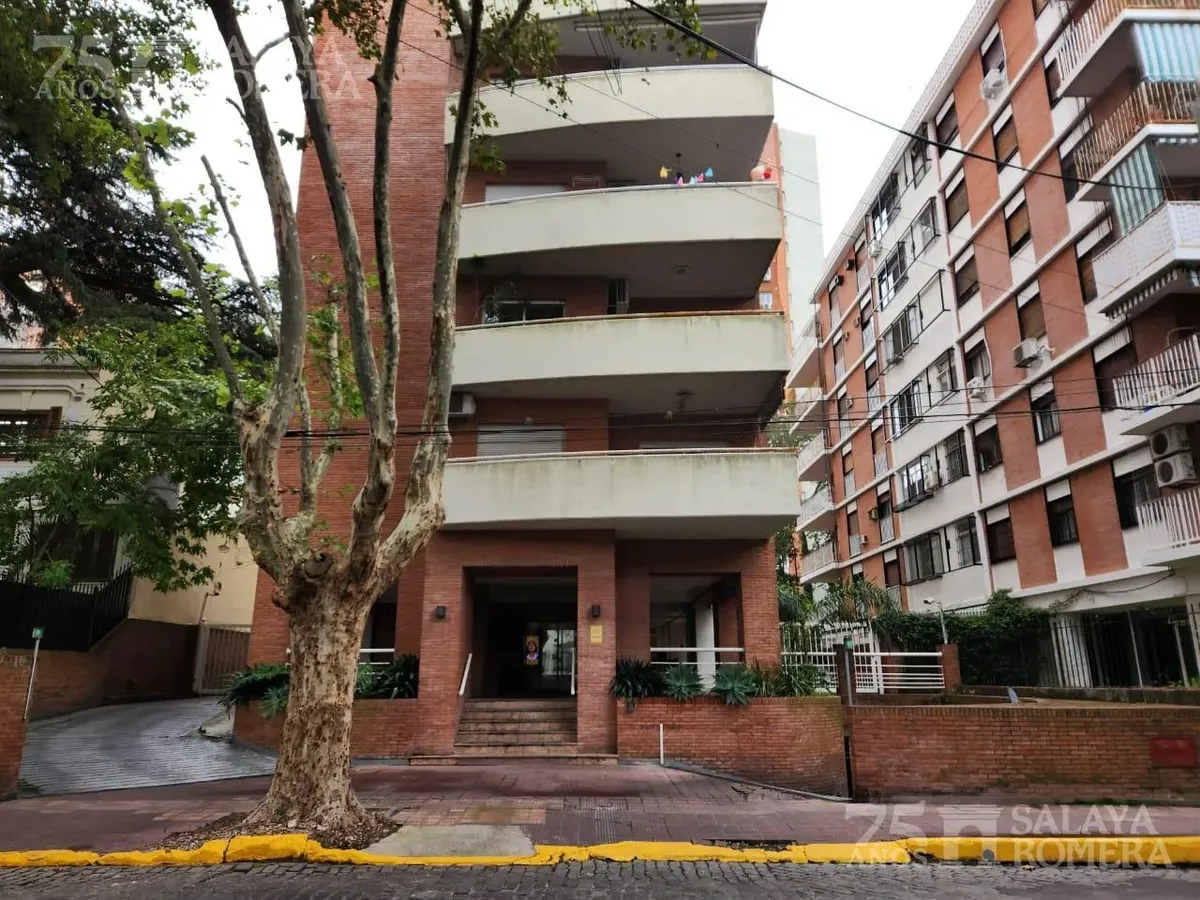 Departamento 2 ambientes con balcón