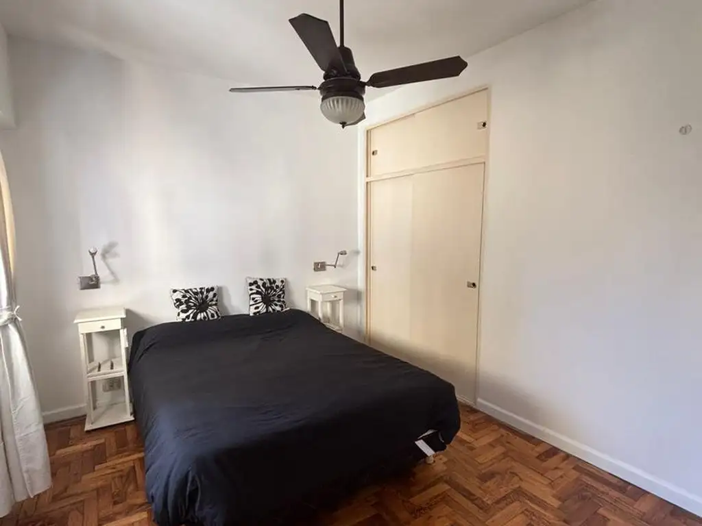 Departamento en Balvanera con parquet