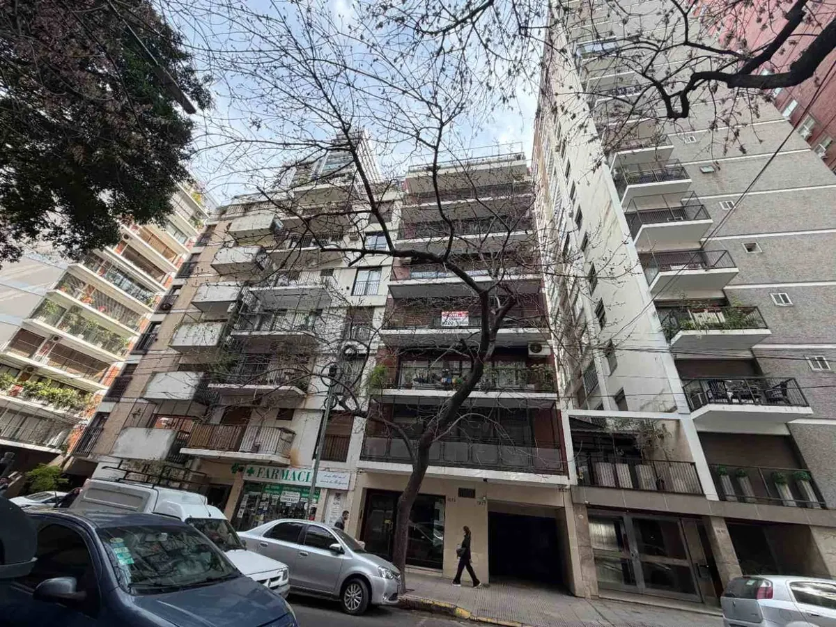 Departamento 2 ambientes con balcón