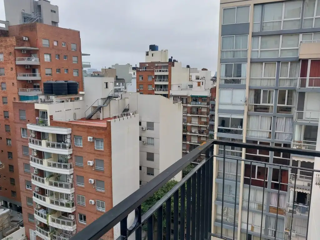 Monoambiente con balcón en Villa Urquiza