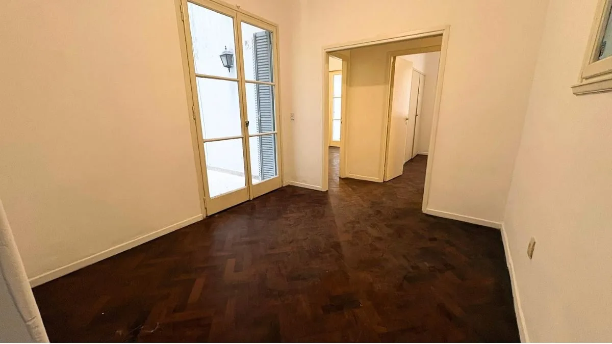 Planta baja con patios internos