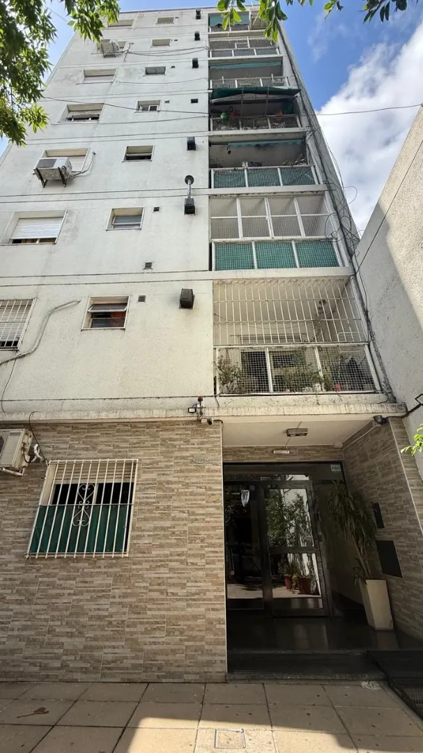 Alquiler 2 Ambientes  Constitucion Sin Balcon