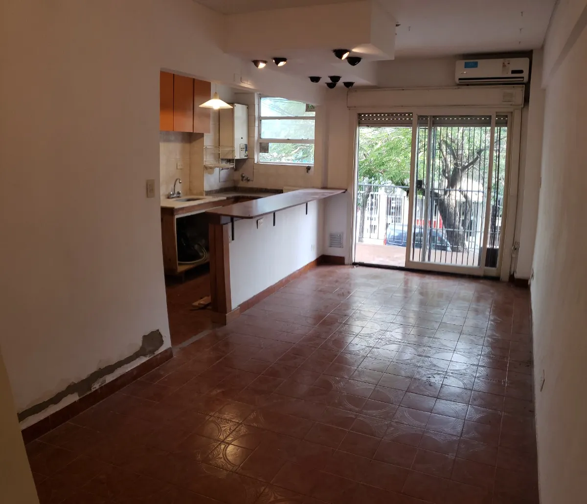 Alquiler Depto 2 Ambientes Balcon Al Frente Cocina A Gas Excelente Zona Colegiales