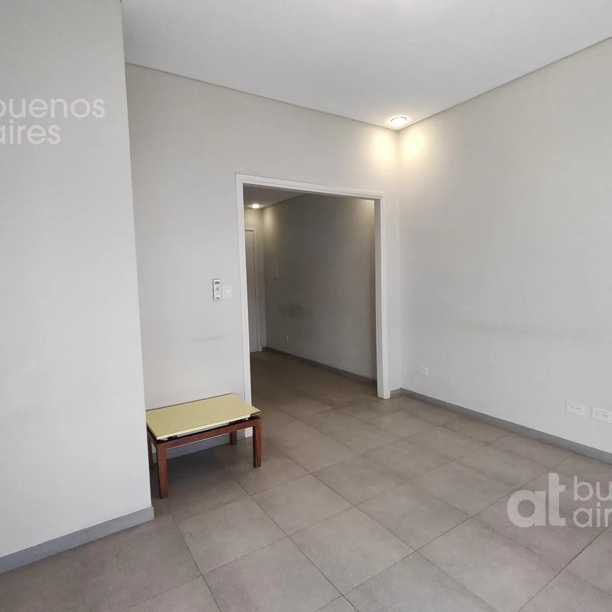 Departamento 3 Ambientes con Balcón Francés en San Telmo Alquiler.