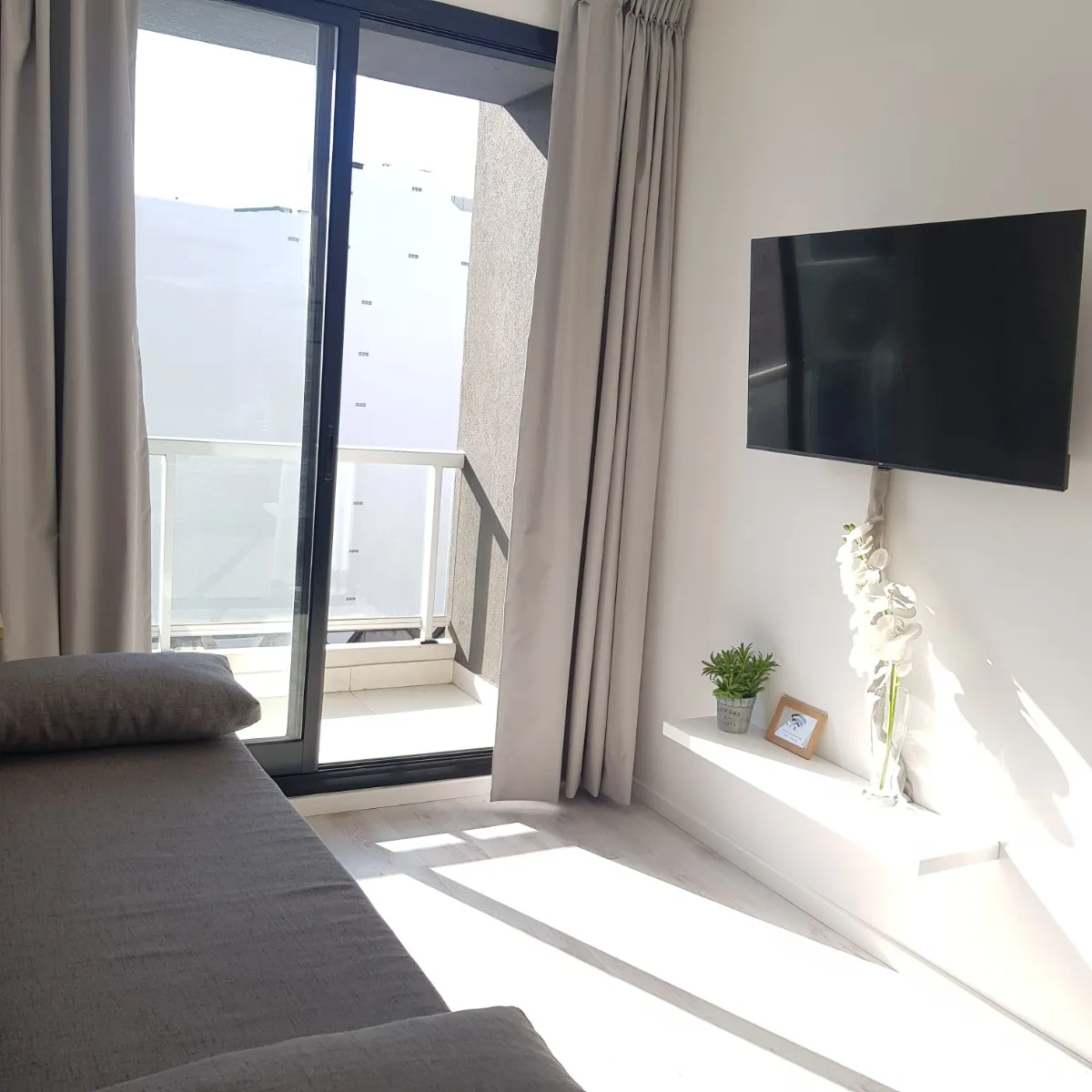 2 комнаты с балконом и amenities