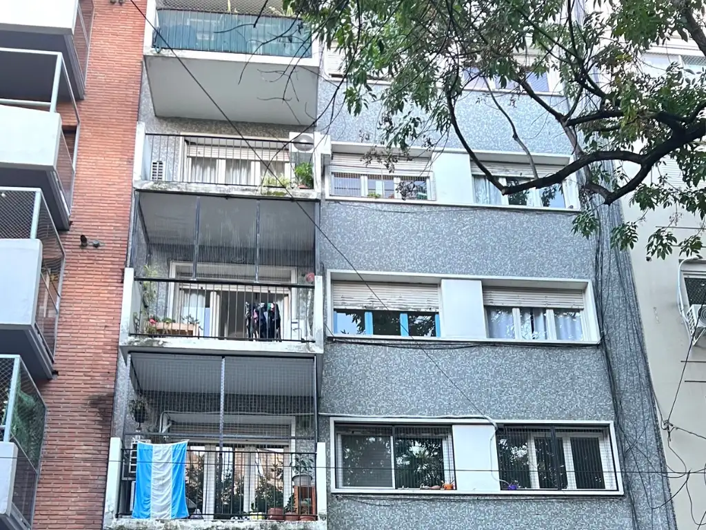 Departamento 2 ambientes con ascensor