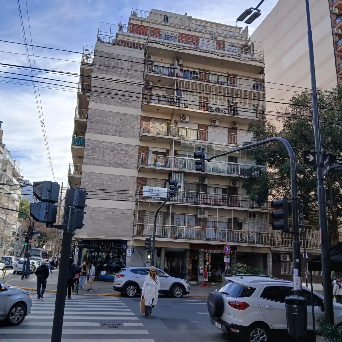 2 ambientes contrafrente con vista