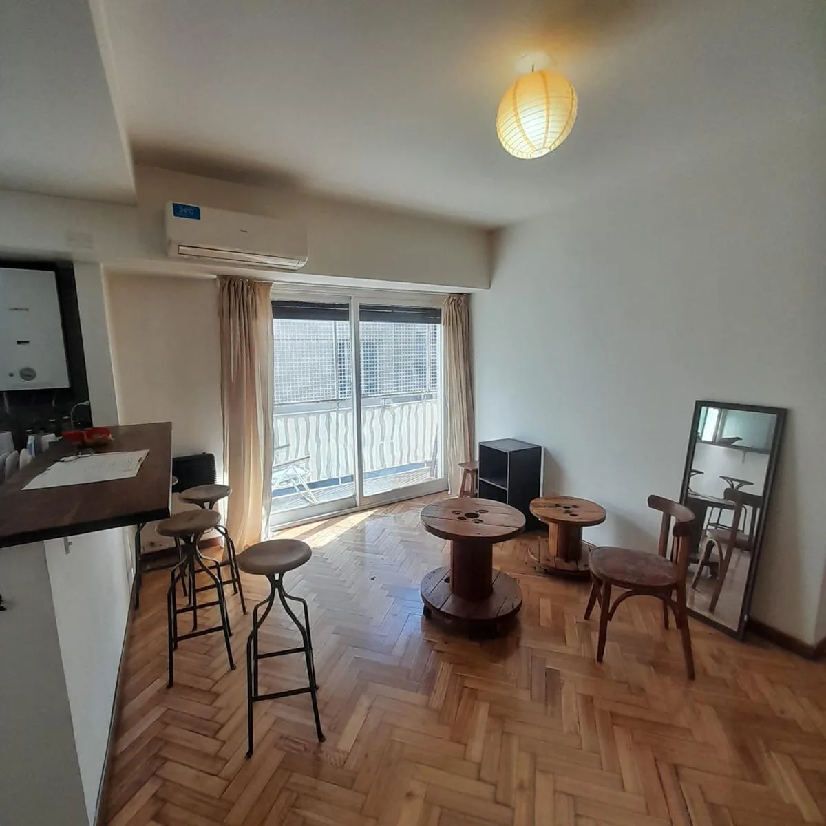 Departamento de 2 Ambientes con Balcón.