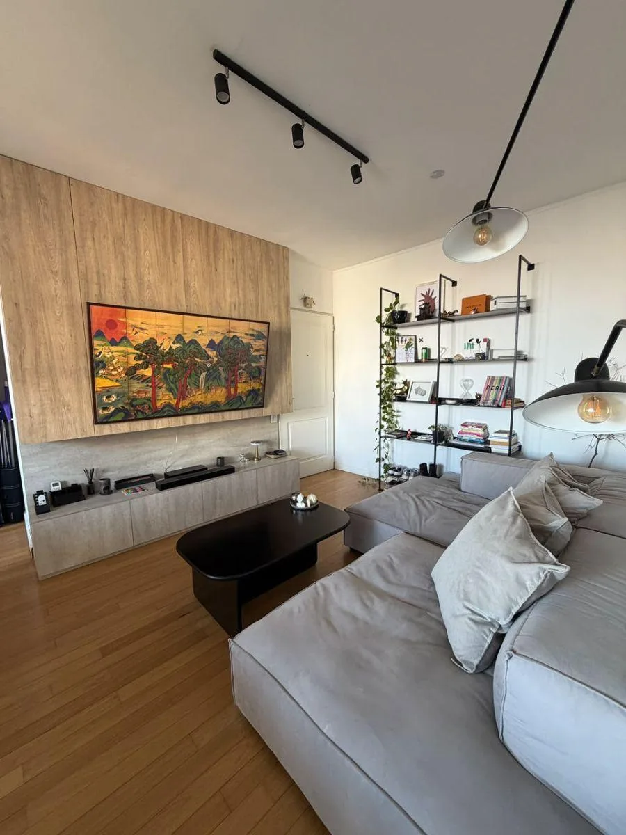 Bright 2-room with terrace balcony